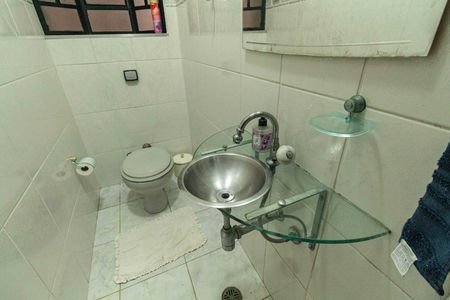 Lavabo de casa para alugar com 4 quartos, 230m² em Cursino, São Paulo