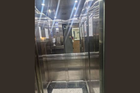 Apartamento para alugar com 55m², 2 quartos e sem vagaElevador