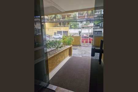 Apartamento para alugar com 55m², 2 quartos e sem vagaEntrada
