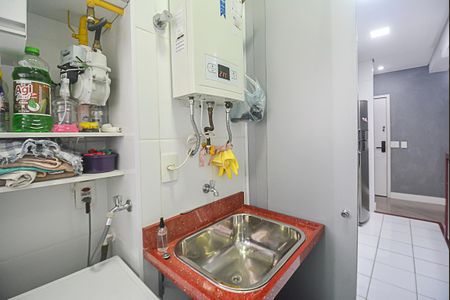 Apartamento à venda com 70m², 2 quartos e 1 vagaÁrea de Serviço