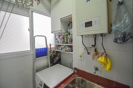 Apartamento à venda com 70m², 2 quartos e 1 vagaÁrea de Serviço