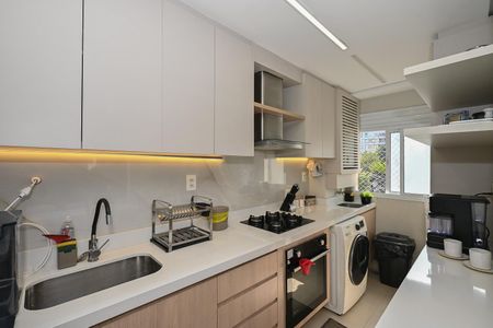 Cozinha de apartamento à venda com 1 quarto, 50m² em Vila Suzana, São Paulo