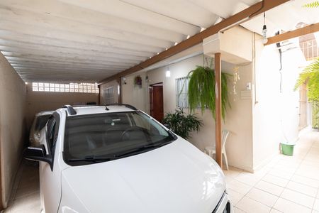 Garagem de casa à venda com 4 quartos, 350m² em Cangaiba, São Paulo