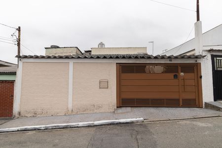 Fachada de casa à venda com 4 quartos, 350m² em Cangaiba, São Paulo
