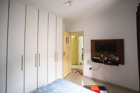 Quarto 1 Casa 3 de casa à venda com 7 quartos, 338m² em Taboão, Diadema