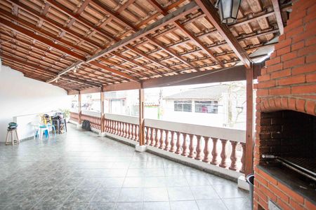 Varanda Casa 3 de casa à venda com 7 quartos, 338m² em Taboão, Diadema