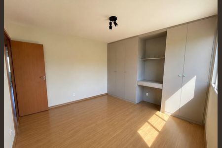 Quarto 2 de apartamento para alugar com 2 quartos, 45m² em Estância Velha, Canoas