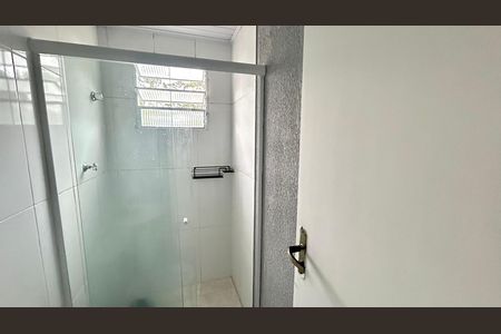 Banheiro de casa para alugar com 1 quarto, 26m² em Parque Continental Ii, Guarulhos