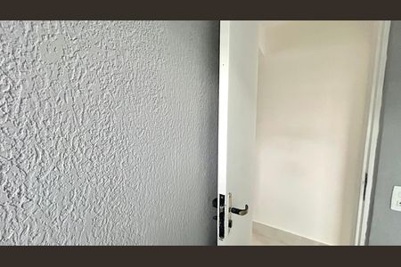 Banheiro de casa para alugar com 1 quarto, 26m² em Parque Continental Ii, Guarulhos