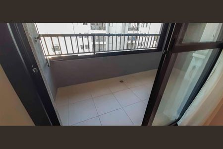 Sacada de apartamento para alugar com 2 quartos, 50m² em Presidente Altino, Osasco