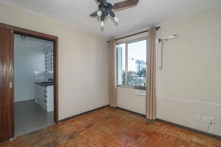Apartamento à venda com 4 quartos, 74m² em Petrópolis, Porto Alegre