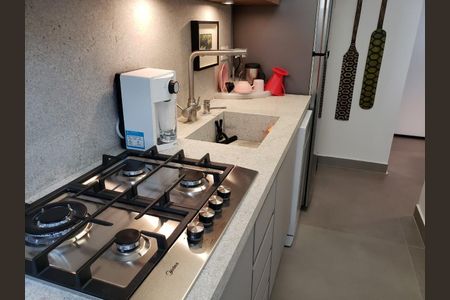 Cozinha de apartamento à venda com 1 quarto, 71m² em Paraíso, São Paulo