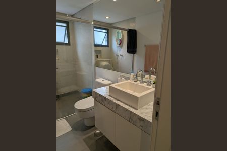 Banheiro de apartamento à venda com 1 quarto, 71m² em Paraíso, São Paulo