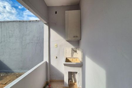 Área de Serviço de casa para alugar com 2 quartos, 110m² em Parque Dom Pedro Ii, Campinas