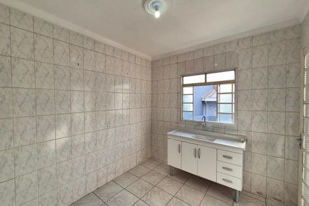 Cozinha de casa para alugar com 2 quartos, 110m² em Parque Dom Pedro Ii, Campinas