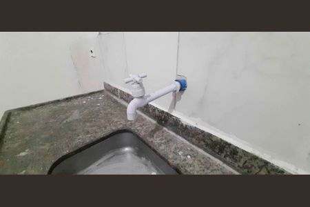 Cozinha de casa para alugar com 1 quarto, 30m² em Santa Maria, Osasco