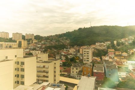 Vista de kitnet/studio à venda com 1 quarto, 30m² em Santa Rosa, Niterói