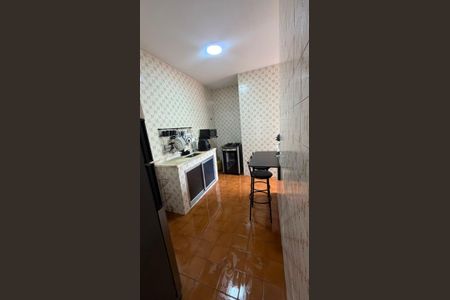 Cozinha de apartamento para alugar com 3 quartos, 68m² em Vila Valqueire, Rio de Janeiro