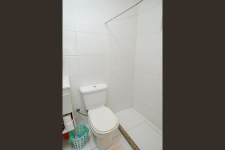 Casa à venda com 242m², 3 quartos e 4 vagas Casa à venda com 242m², 3 quartos e 4 vagasBanheiro da Suíte 1