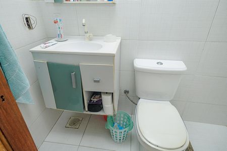 Banheiro da Suíte 1 de casa à venda com 3 quartos, 242m² em Campo Grande, Rio de Janeiro