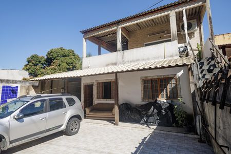 Garagem de casa à venda com 3 quartos, 242m² em Campo Grande, Rio de Janeiro