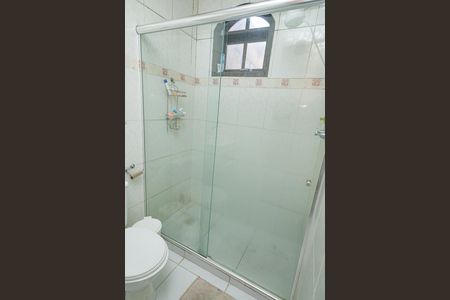 Casa à venda com 242m², 3 quartos e 4 vagas Casa à venda com 242m², 3 quartos e 4 vagasBanheiro da Suíte 2