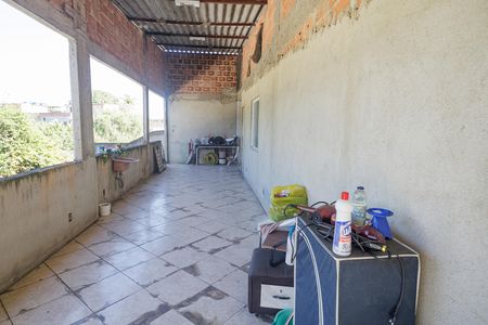 Casa à venda com 242m², 3 quartos e 4 vagas Casa à venda com 242m², 3 quartos e 4 vagasTerraço