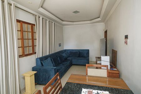 Sala  de casa à venda com 3 quartos, 242m² em Campo Grande, Rio de Janeiro