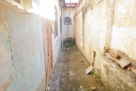 Casa à venda com 242m², 3 quartos e 4 vagas Casa à venda com 242m², 3 quartos e 4 vagasCorredor