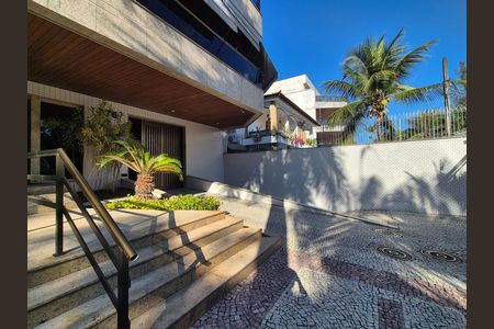 Apartamento para alugar com 100m², 3 quartos e 2 vagas