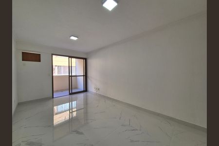 Apartamento para alugar com 100m², 3 quartos e 2 vagas