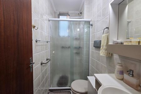Banheiro de apartamento para alugar com 1 quarto, 56m² em Maracanã, Praia Grande
