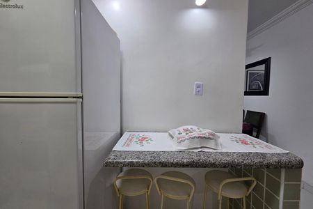 Cozinha de apartamento para alugar com 1 quarto, 56m² em Maracanã, Praia Grande
