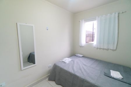 Quarto 2 de casa para alugar com 2 quartos, 45m² em Vila Santa Catarina, São Paulo