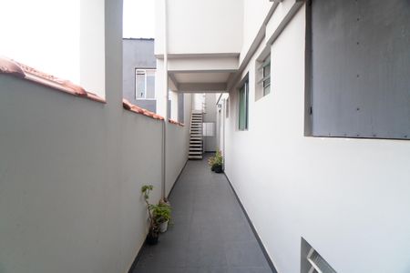 Área comum - Corredor de casa para alugar com 2 quartos, 45m² em Vila Santa Catarina, São Paulo