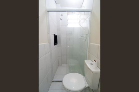 Banheiro de casa para alugar com 2 quartos, 45m² em Vila Santa Catarina, São Paulo