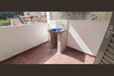 Área de Serviço de casa para alugar com 2 quartos, 60m² em Santa Maria, Osasco