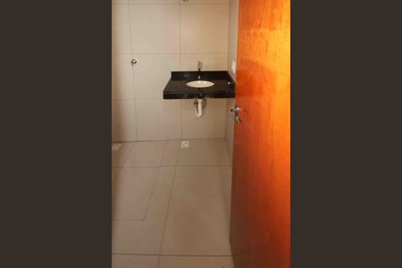 Banheiro da Suíte de casa para alugar com 3 quartos, 91m² em Vila Ré, São Paulo