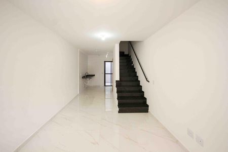 Casa para alugar com 3 quartos, 91m² em Vila Ré, São Paulo