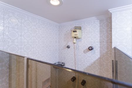 Banheiro Social de apartamento para alugar com 3 quartos, 130m² em Itaim Bibi, São Paulo
