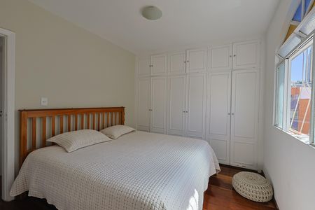 Apartamento à venda com 170m², 3 quartos e 1 vaga