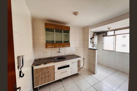 Cozinha de apartamento para alugar com 2 quartos, 44m² em Conceicao, Osasco