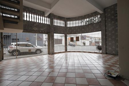 Casa para alugar com 200m², 2 quartos e 4 vagas Casa para alugar com 200m², 2 quartos e 4 vagasGaragem