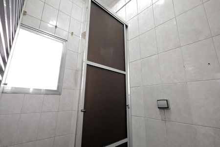 Casa para alugar com 200m², 2 quartos e 4 vagas Casa para alugar com 200m², 2 quartos e 4 vagasBanheiro 2