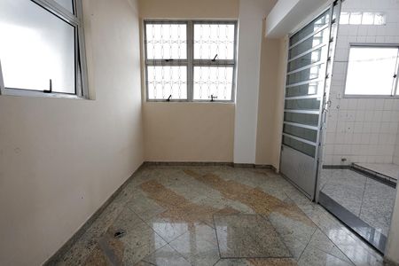 Casa para alugar com 200m², 2 quartos e 4 vagas Casa para alugar com 200m², 2 quartos e 4 vagasÁrea de Serviço