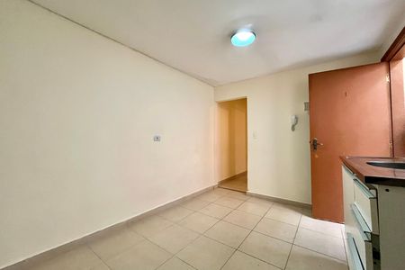 Sala/Cozinha de casa para alugar com 2 quartos, 50m² em Vila Santa Catarina, São Paulo