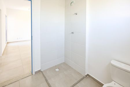 Banheiro de apartamento à venda com 2 quartos, 52m² em Jardim dos Sábias, Indaiatuba