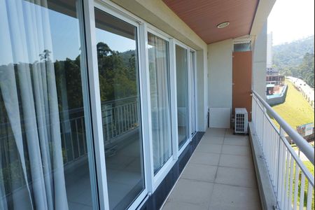 Varanda do studio de apartamento para alugar com 1 quarto, 51m² em Residencial Tambore Iii, Santana de Parnaíba
