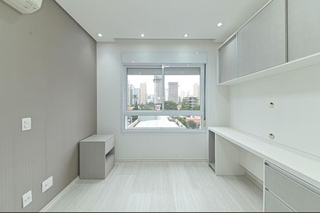 Apartamento à venda com 225m², 3 quartos e 4 vagas Apartamento à venda com 225m², 3 quartos e 4 vagasSuite 2