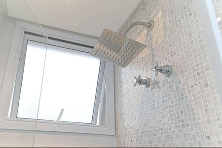 Apartamento à venda com 225m², 3 quartos e 4 vagas Apartamento à venda com 225m², 3 quartos e 4 vagasBanheiro da Suíte 2